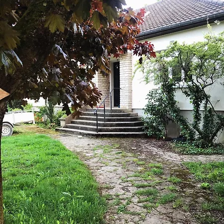 بيت ضيافة Chez Blandine - Jolie Et Mezzanine Climatisees Proche Utt Infrastructures Sportives 3*